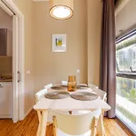 Deluxe W/ Garage Apartamento *