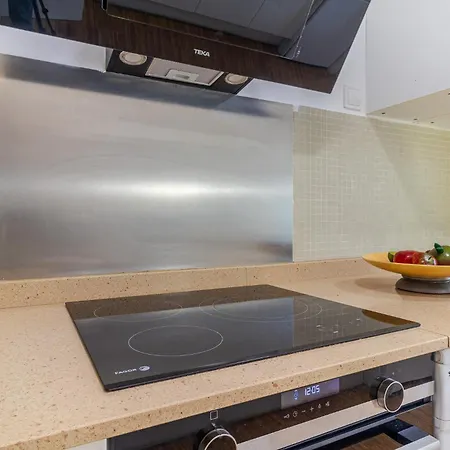 Deluxe W/ Garage * Лас-Пальмас-де-Гран-Канарія